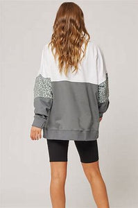 Peta Sweater grey leopard Cartel & Willow